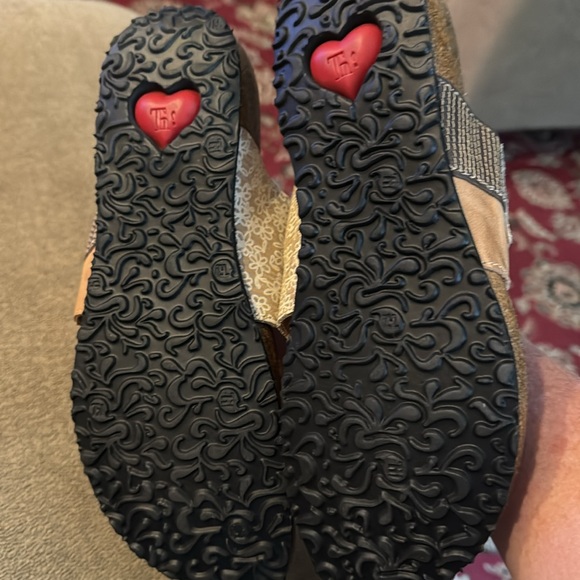 THINK! Brown Leather Birkenstock Sandals Flip Flops Size 39/8.5 (TD) - Picture 8 of 12